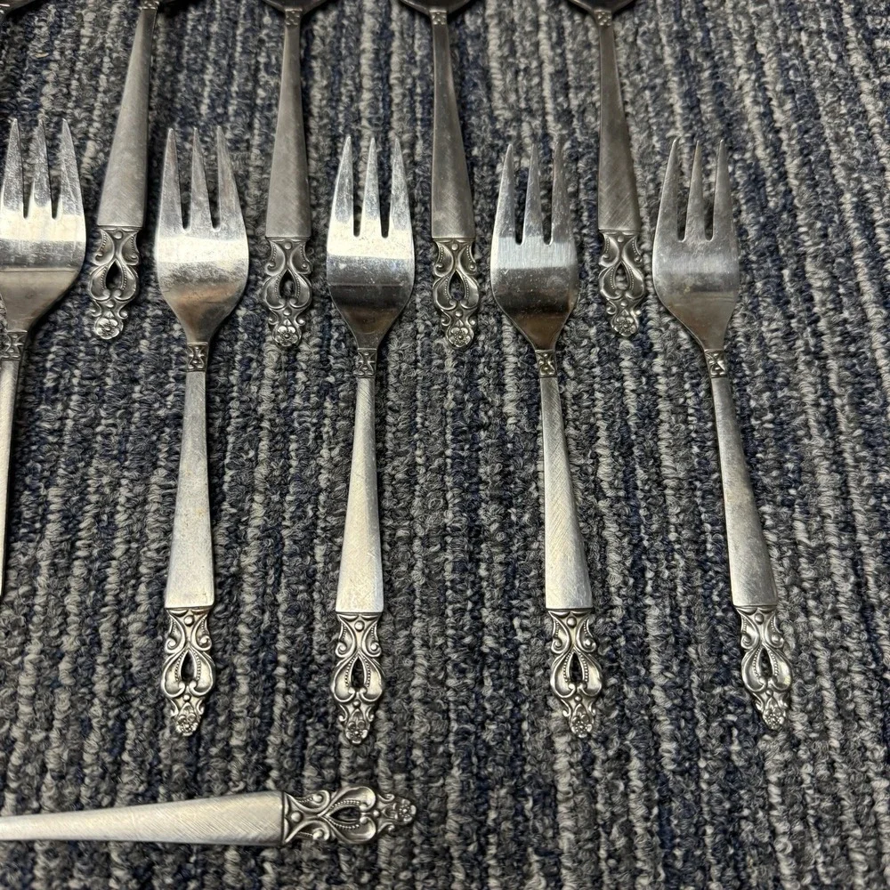 Vtg National Stainless Pierced Olaf Flatware 24 Pc Set Spoons Forks Knives *read